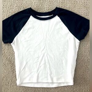 Hollister White and Blue Short Sleeve Tee